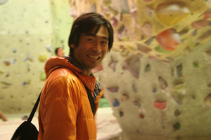 新井裕己.jpg