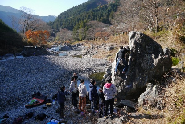 岩の人気サムネイル